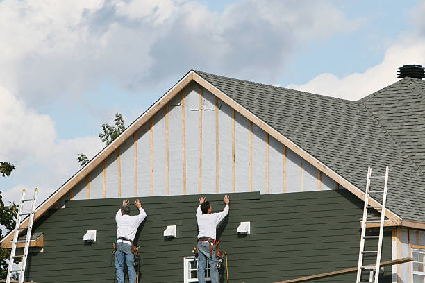 Professional Siding Replacement technician working in Moodus, CT